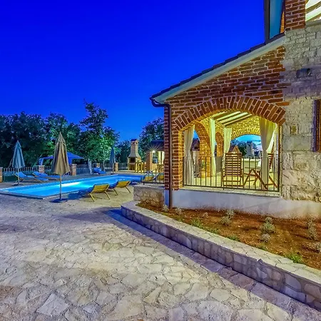 Villa Happy
